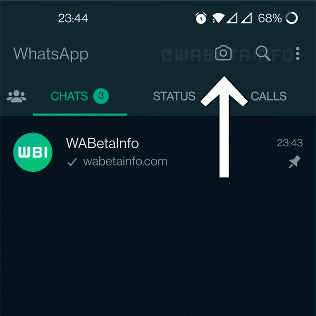 La cámara de WhatsApp tendría esta nueva ubicación. Foto: Wabetainfo