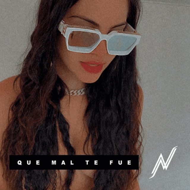 Natti Natasha Daddy Yankee se emociona por el video en topless de la cantante y esposa del reggaetonero reacciona.