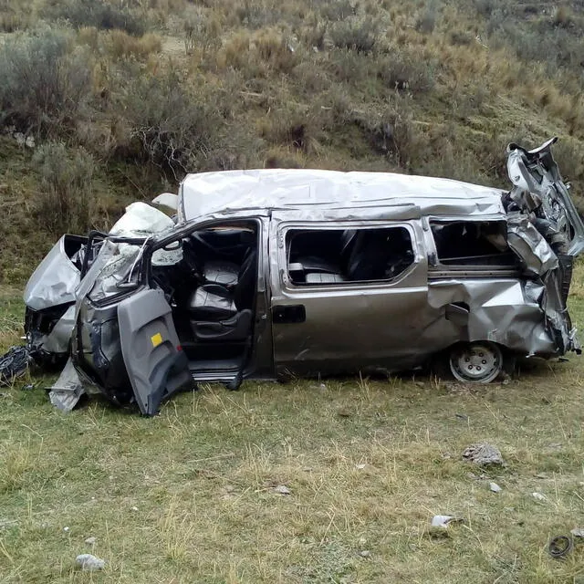 trágicas vacaciones: Mueren 3 miembros de una familia camino a Huancaya
