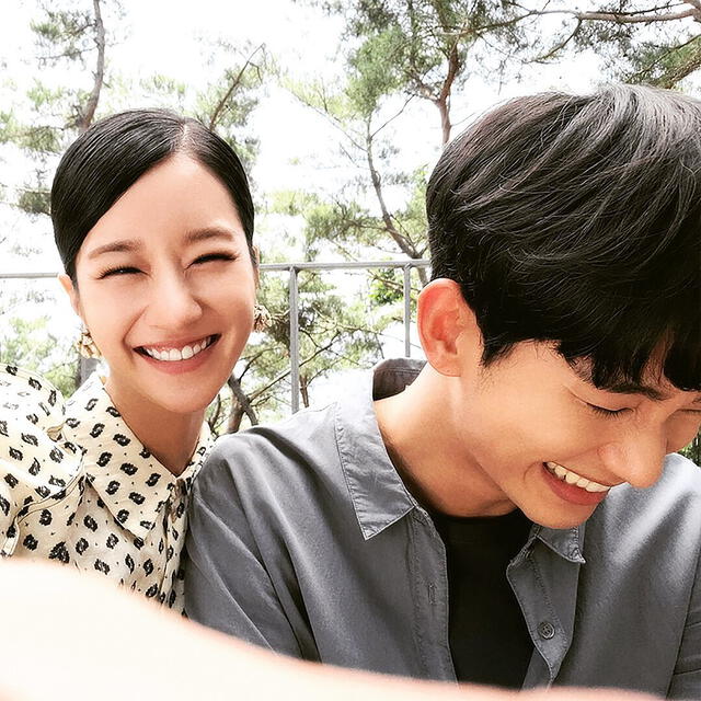 Seo Ye Ji y Kim Soo Hyun. Foto: Instagram