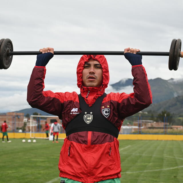 Jean Deza llegó a Cienciano este 2023, tras su paso por ADT. <strong>Foto: Cienciano</strong>    