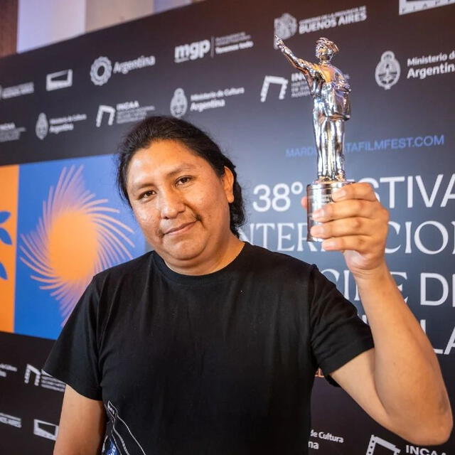 Marco Panatonic ganó el premio más importante del festival con ‘Kinra’, su primer largometraje. Foto: Instagram Festival de Cine de Mar del Plata   