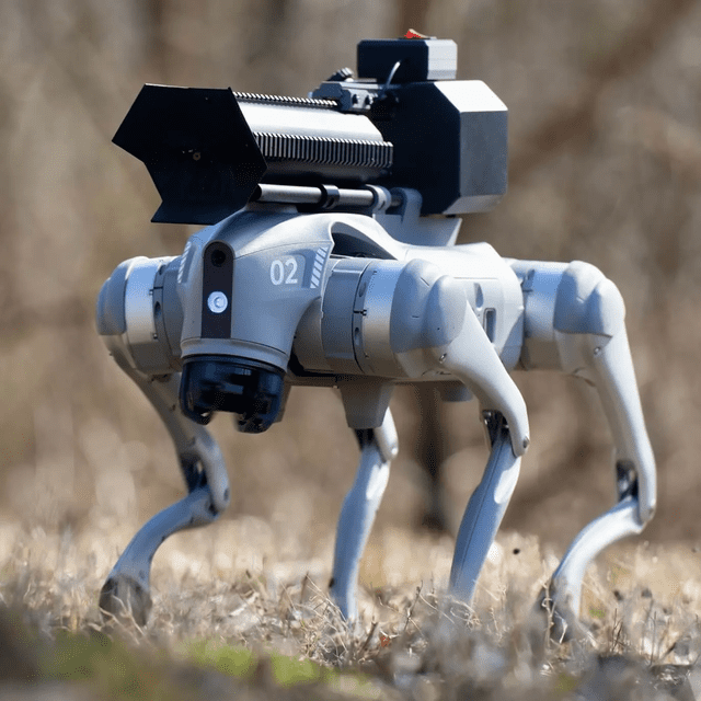 El único perro robot del mundo con lanzallamas se vende en América: cuesta menos de US$10.000