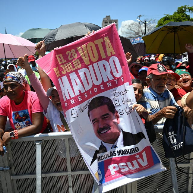  Nicolás Maduro sigue teniendo un fuerte apoyo por parte de la población venezolana. Foto: AFP    