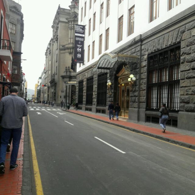  La calle más linda del Centro Histórico de Lima se encuentra en Jr. Carabaya. Foto: Foursquare   