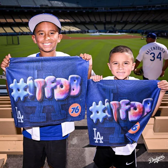 La fanaticada de los Dodgers ya se congrega en el estadio. Foto: Dodgers   