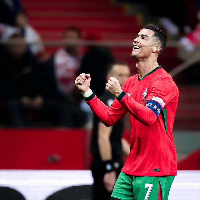  Cristiano Ronaldo va por su gol número 907 en su carrera. Foto: Portugal   