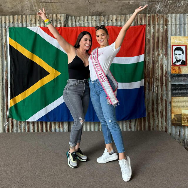 Evelyn Vela viajó a Sudáfrica a apoyar a su hija en el Miss Teen Universe 2024. Foto: Instagram 