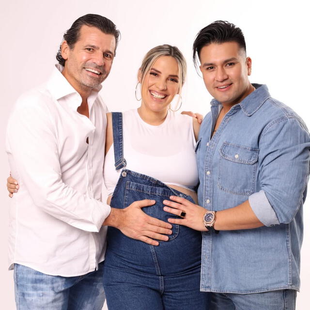 La hija de Jessica Newton junto con su padrastro y su esposo Deyvis Orosco. Foto: Instagram   