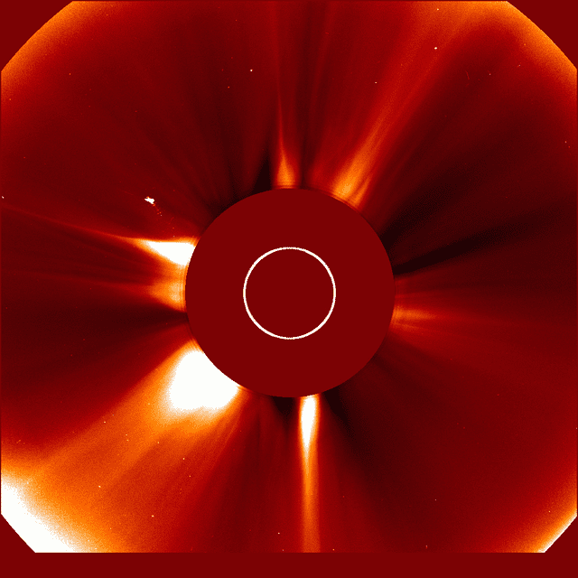 La fotografía muestra una espectacular eyección de masa coronal, o prominencia. Foto: Laboratory of X-Ray Astronomy of the Sun La fotografía muestra una espectacular eyección de masa coronal, o prominencia. Foto: Laboratory of X-Ray Astronomy of the Sun