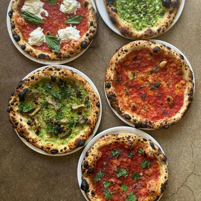 Así son las pizzas de La Natural.