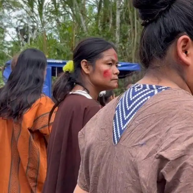 Jessica en su comunidad. Jessica en su comunidad.