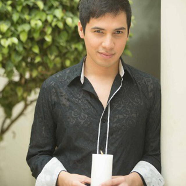 Jhan Sandoval es un reconocido especialista del tarot. Foto: La República Jhan Sandoval es un reconocido especialista del tarot. Foto: La República