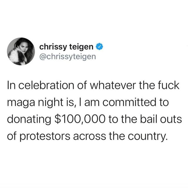 Chrissy Teigen en Twitter