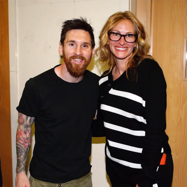 Julia Roberts con Messi y Cristiano Ronaldo