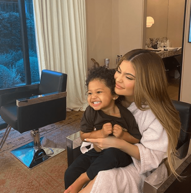Kylie Jenner quiere tener más hijos.