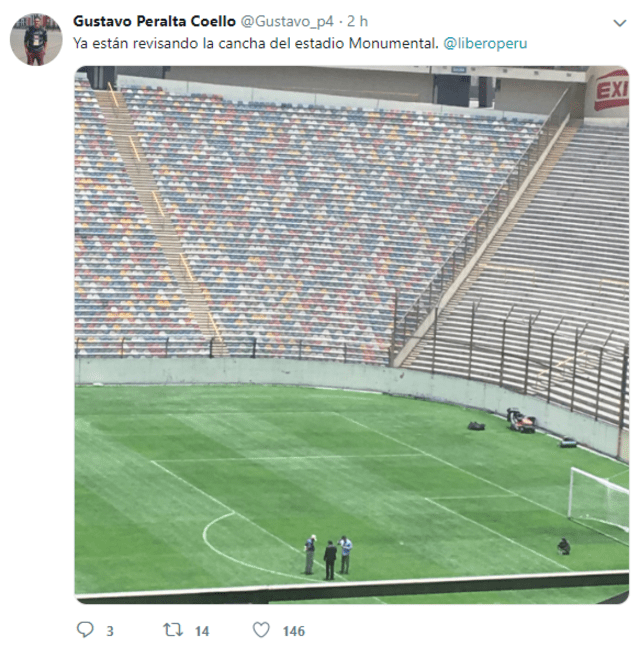 Autoridades de la Conmebol y FPF se reunieron para evaluar el estado del campo de juego. Foto: Twitter Gustavo Peralta.