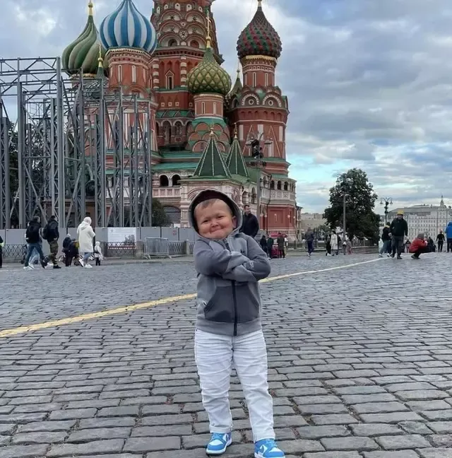 Hasbullah Magomedov nació en Rusia. Tiene 19 años.