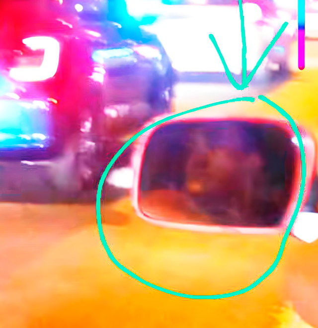 Fotografía del taxista que Yazmin logró capturar antes de desaparecer. Foto: Twitter Fotografía del taxista que Yazmin logró capturar antes de desaparecer. Foto: Twitter