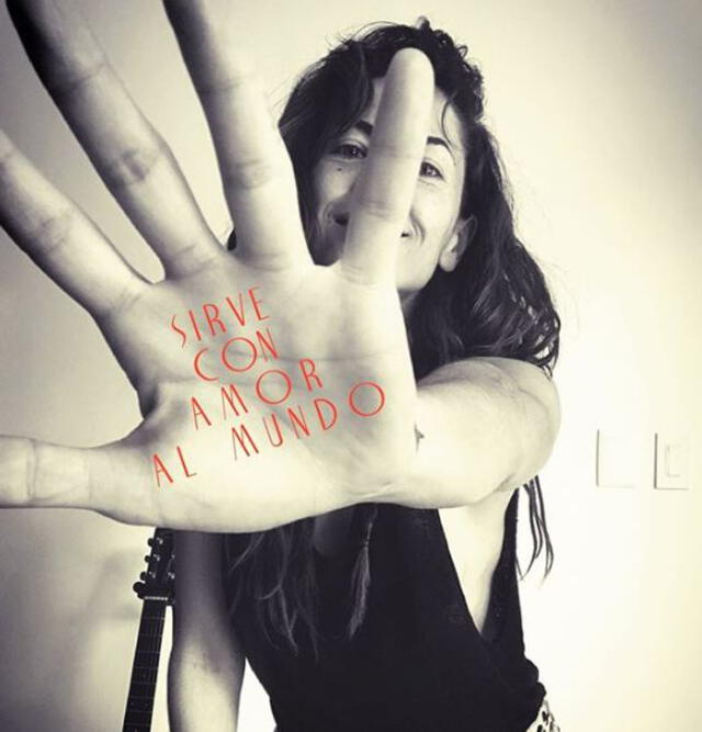 Bárbara Mori fomenta el amor en Instagram.