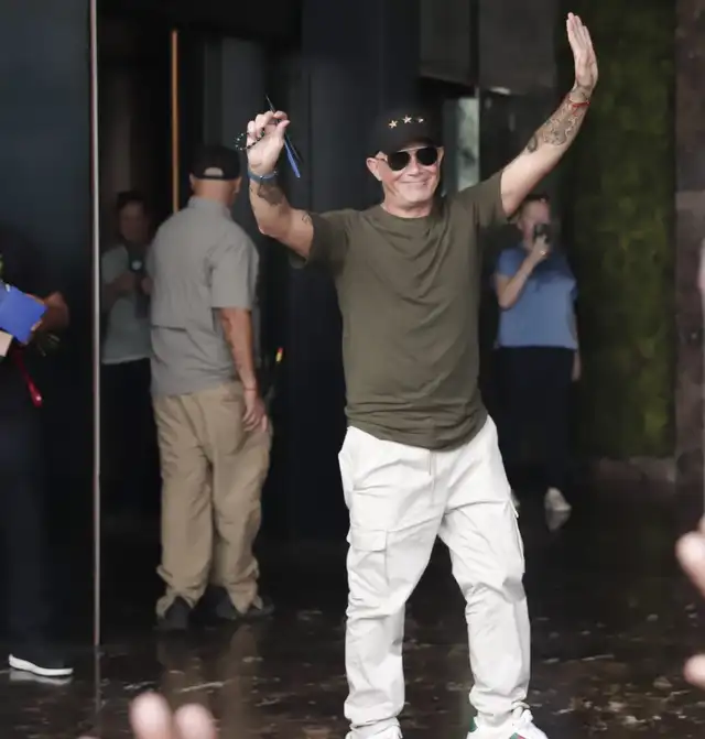 El cantante Alejandro Sanz llegó a Lima este domingo 22 de febrero. Foto: composición LR / Sebastián Blanco Salazar / URPI-LR   