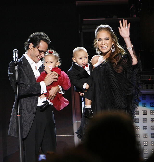 Marc Anthony, Jennifer López junto a los pequeños Emme y Maximilian