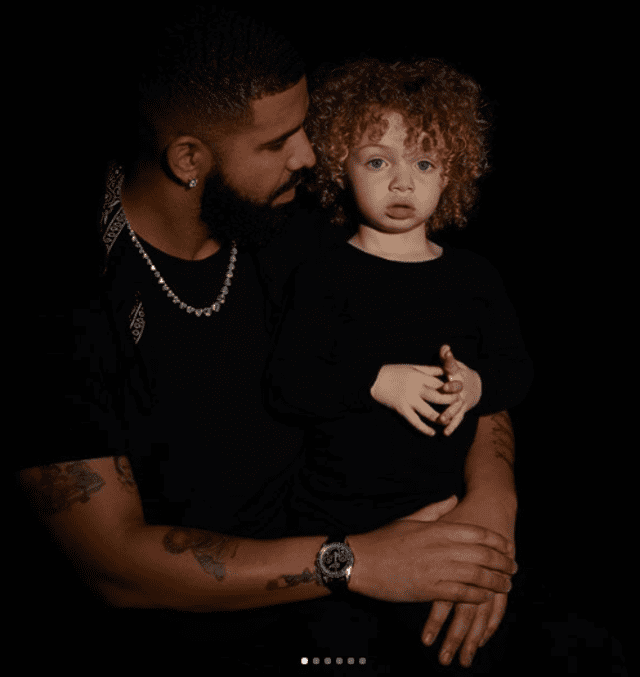Drake y su hijo Adonis.