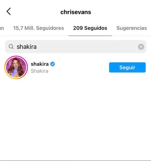 Shakira ahora es seguida por Chris Evans en Instagram.