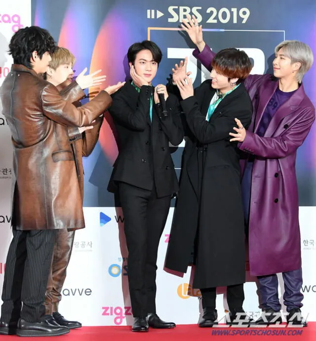 SBS Gayo Daejun 2019: Jin volvió a ser el centro de atención.