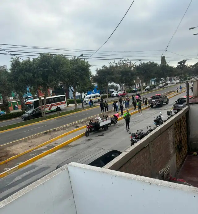 Los efectivos policiales lograron controlar la situación, pero los vecinos temen por su seguridad. Los efectivos policiales lograron controlar la situación, pero los vecinos temen por su seguridad.