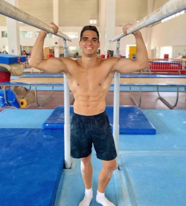 Arian León es un gimnasta profesional. Foto: Arian León/Instagram
