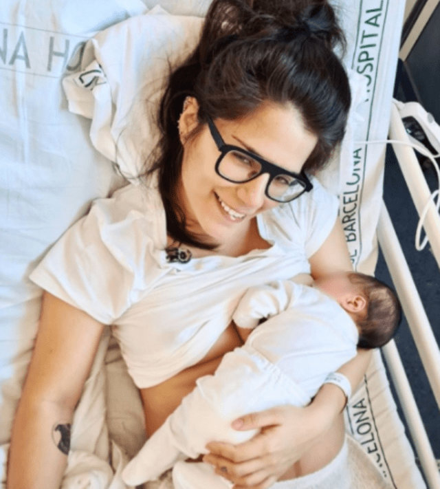  Eva Bracamonte publicó esta fotografía cuando recién dio a luz a su hija Franca. Foto: Instagram/Eva Bracamonte   