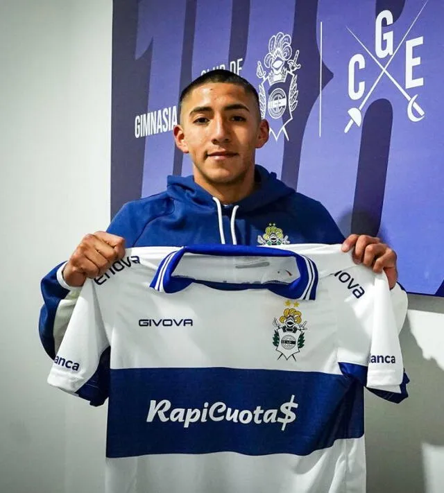 Jesús Yangali con la camiseta del Club Gimnasia. Foto: vía X Jesús Yangali con la camiseta del Club Gimnasia. Foto: vía X