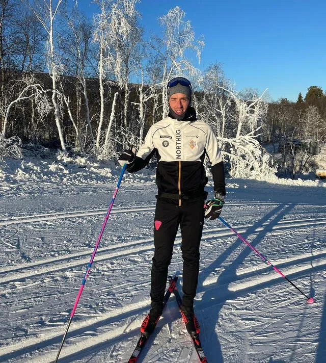 Calle Halfvarsson, un esquiador sueco antes de participar en el campeonato mundial. Foto: Calle Halfvarsson/Instagram   