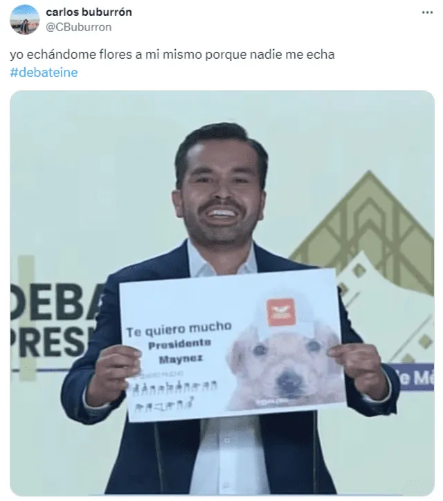 Jorge Álvarez lució un meme suyo durante su presentación. Foto: X   