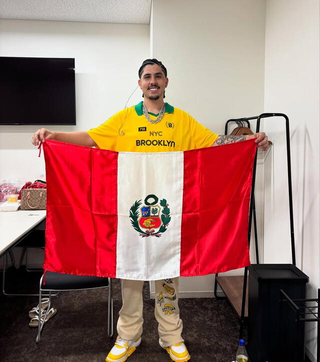  El Prefe, prometido de Leslie Shaw, en Japón. Foto: Instagram/elprefe_   