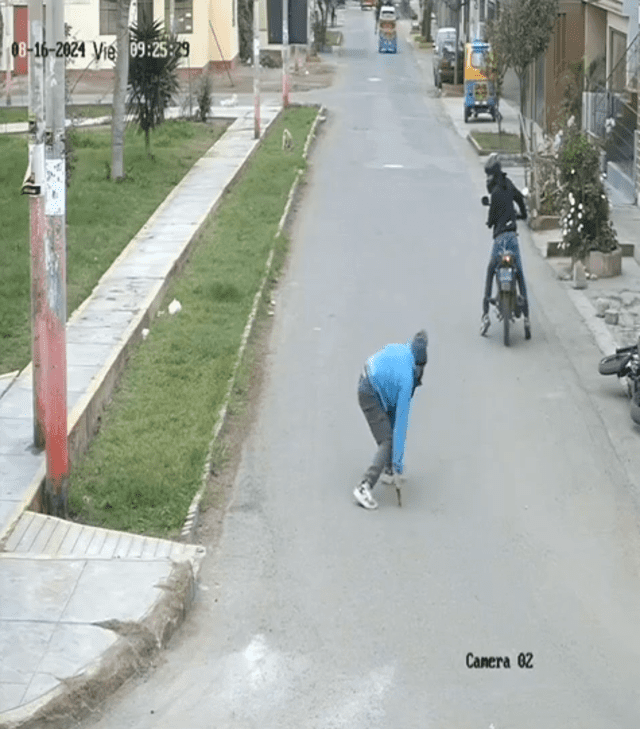 Delincuente dejó caer el arma de fuego que usó en el crimen. Foto: Difusión   