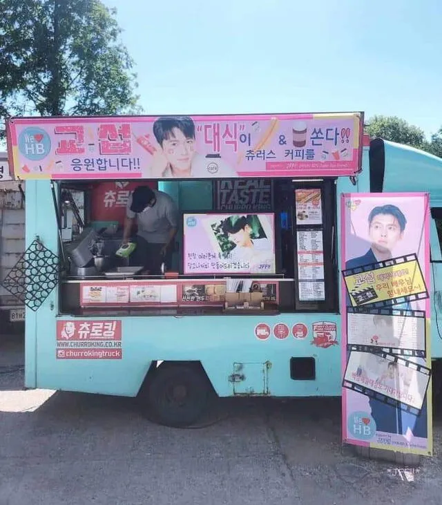 Food trucks organizados por fanclubs de Hyun Bin. Foto: Twitter.
