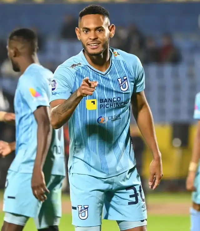 Ismael Díaz anotó tres dobletes en esta Copa Sudamericana 2025. Foto: U. Católica de Ecuador   