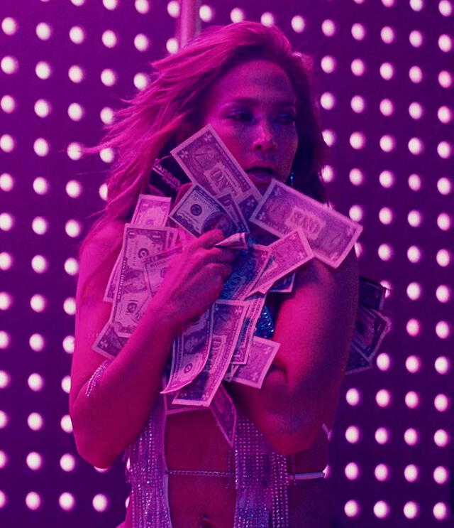Jennifer Lopez interpreta a una stripper llamada 'Ramona' en la cinta "Estafadoras".