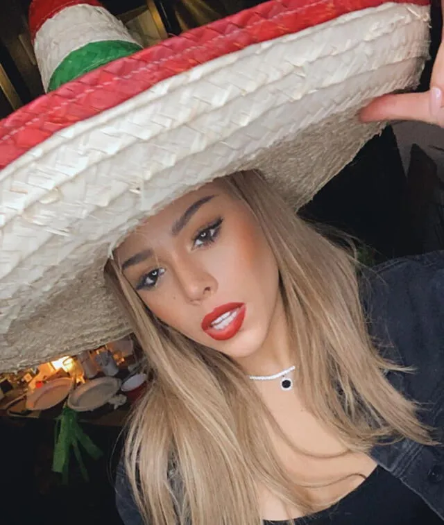 Danna Paola con el clásico sombrero representativo mexicano. Foto: Instagram