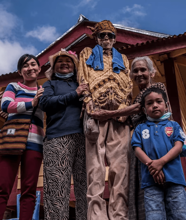  Para las familias, su "muerte" era un pase al mundo ancestral. Foto: Infobae<br>    