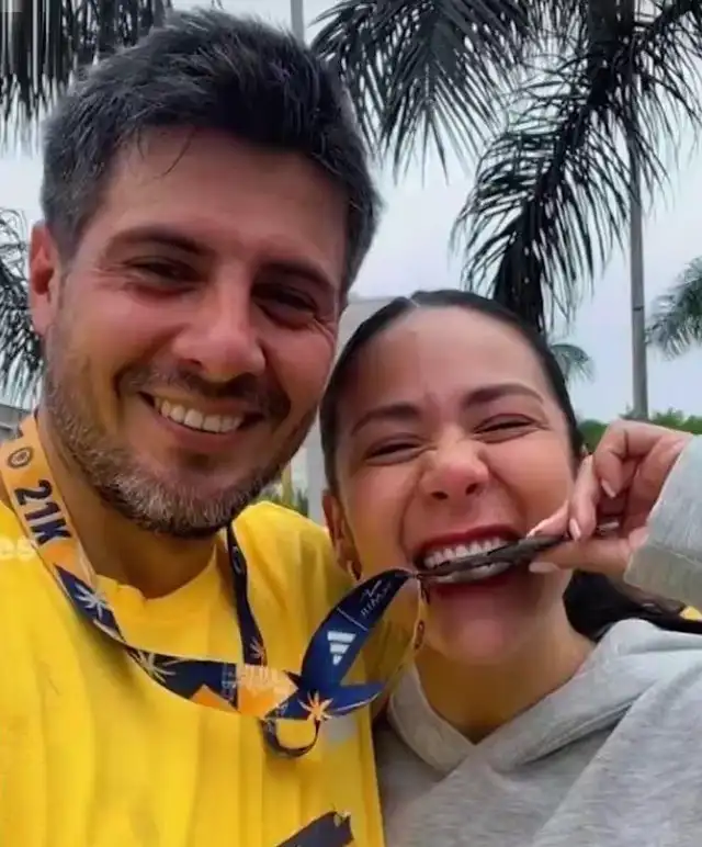 Magdyel Ugaz celebrando la participación de su pareja en una media maratón. Foto: Instagram. Magdyel Ugaz celebrando la participación de su pareja en una media maratón. Foto: Instagram.