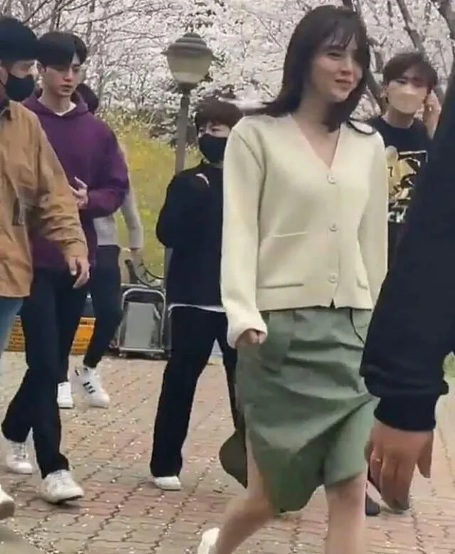 Song Kang, Han So Hee, I know but Song Kang, Han So Hee, I know but