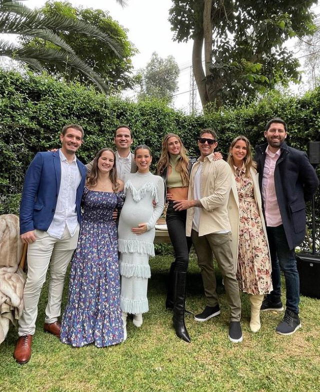 Hugo García asistió junto a Alessia Rovegno al Baby shower de Cinamon Style