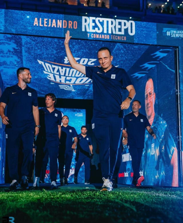  Alejandro Restrepo en la Noche Blanquiazul. Foto: Alianza Lima   