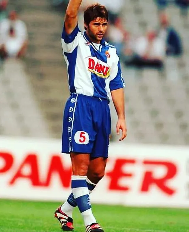  En el Espanyol, se convirtió en figura del club, marcando un nuevo récord de partidos jugados por un extranjero. Foto: FB: Football History    