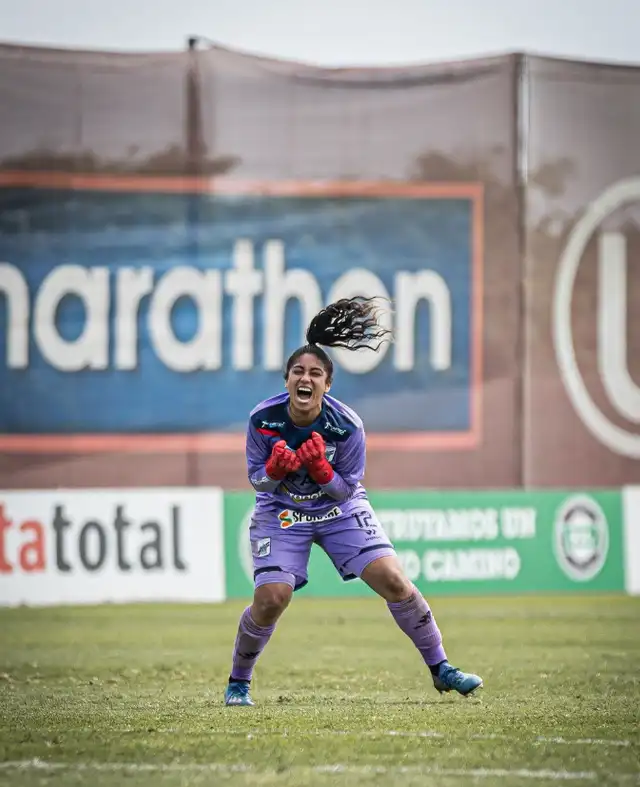  Karla López fue elegida la figura del partido en el hexagonal contra Universitario. Foto: Liga Femenina   