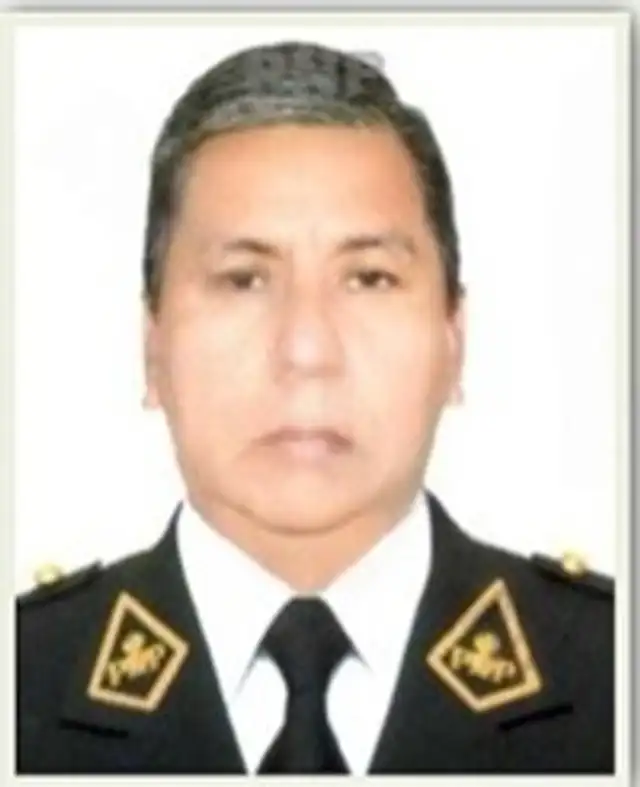 Envarado. El coronel Jorge Ramos Micalay. Envarado. El coronel Jorge Ramos Micalay.