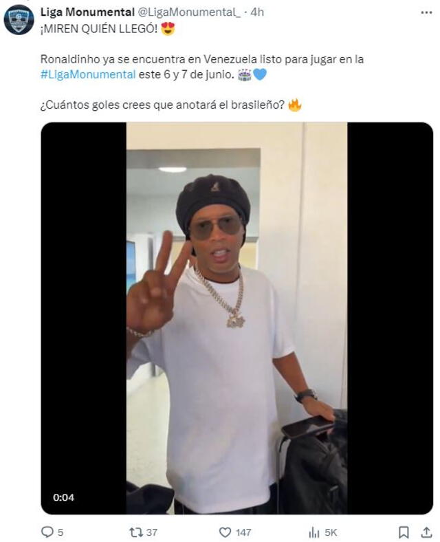 Ronaldinho llegó este miércoles 5 de junio a Venezuela. Foto: LigaMonumental/X   